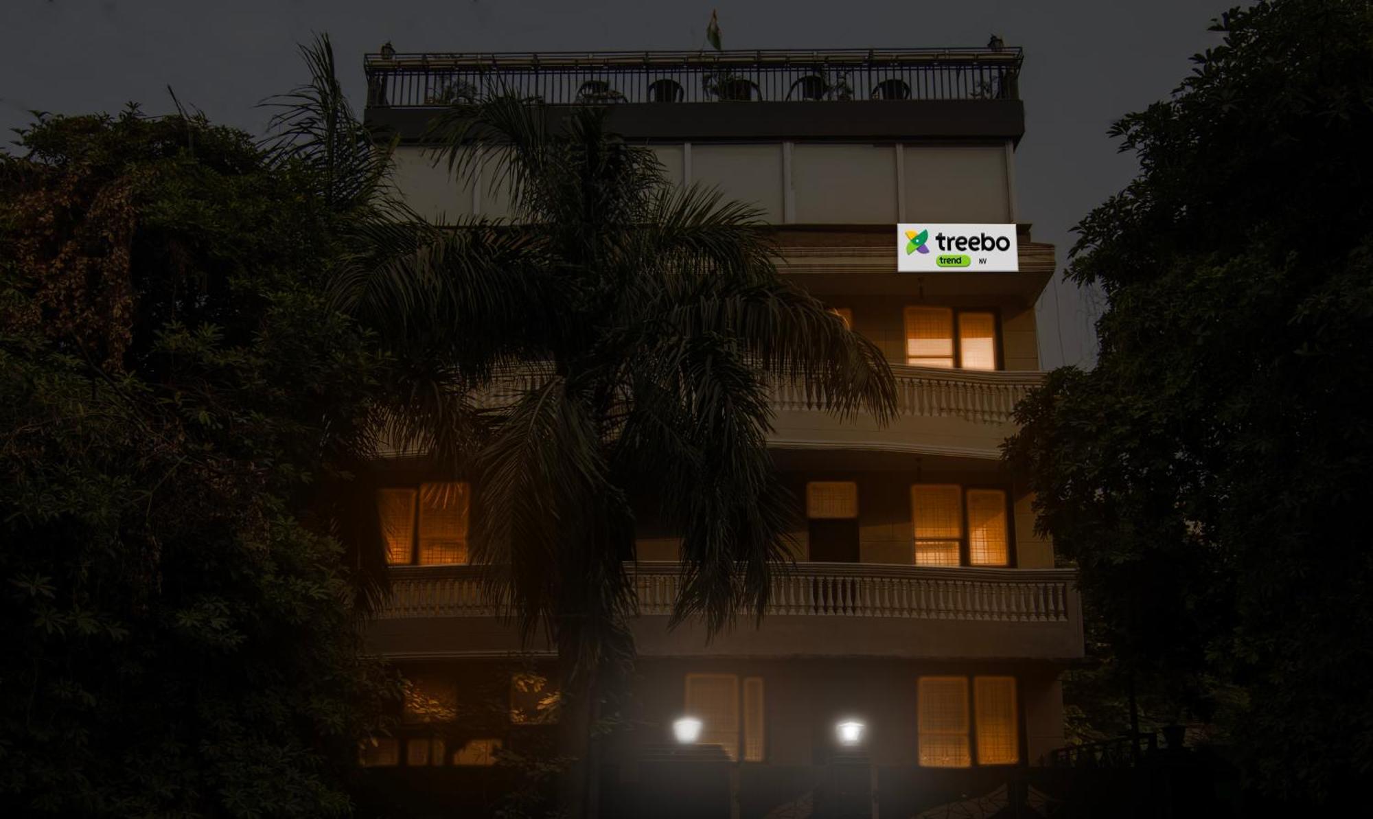 Super Townhouse Sushant Lok Phase 1 Formerly Hotel Neven Gurgaon Exterior photo