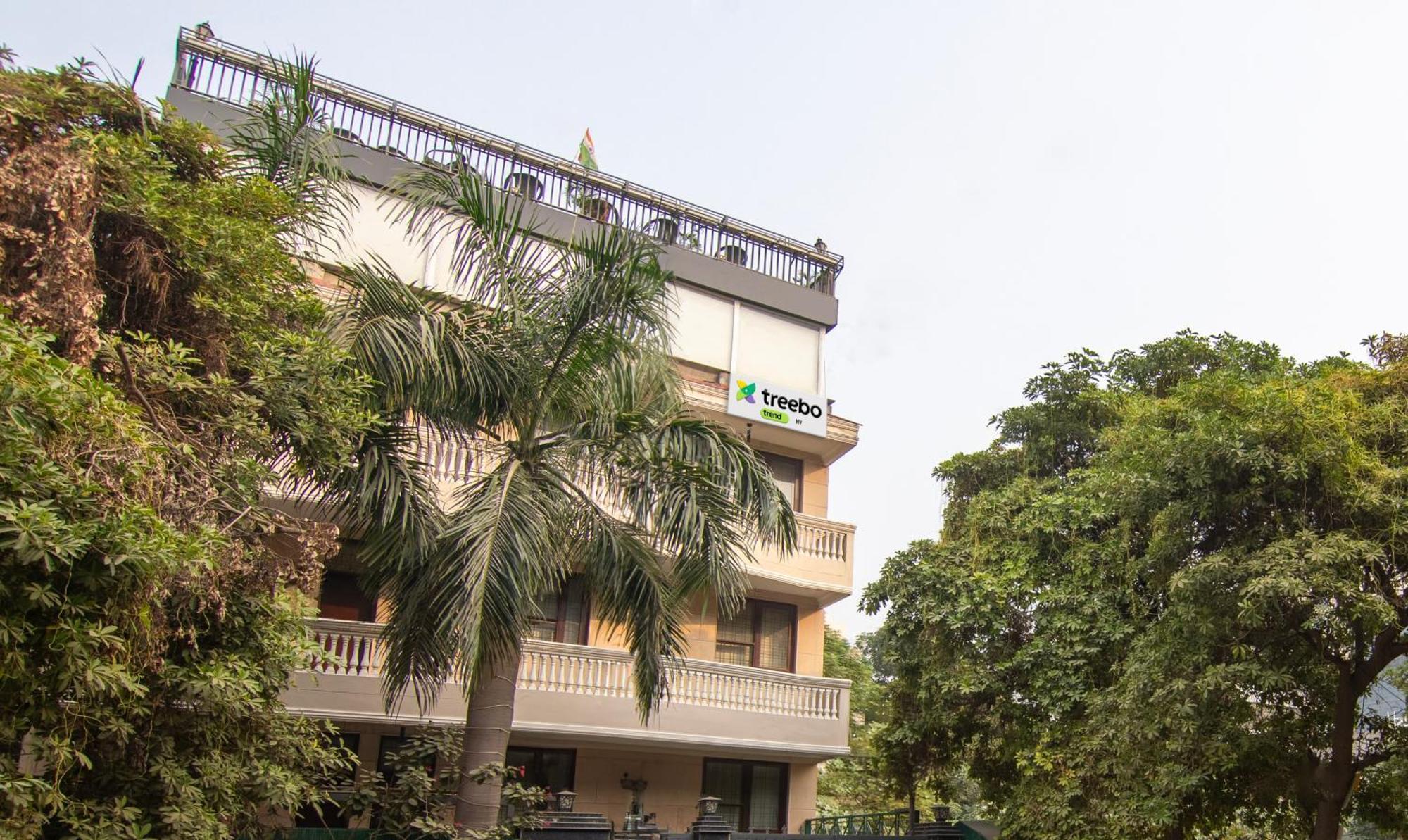 Super Townhouse Sushant Lok Phase 1 Formerly Hotel Neven Gurgaon Exterior photo