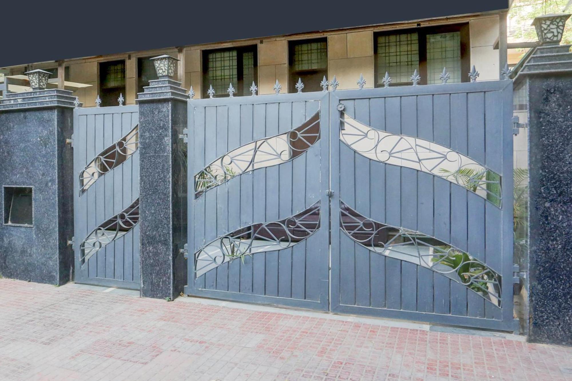 Super Townhouse Sushant Lok Phase 1 Formerly Hotel Neven Gurgaon Exterior photo